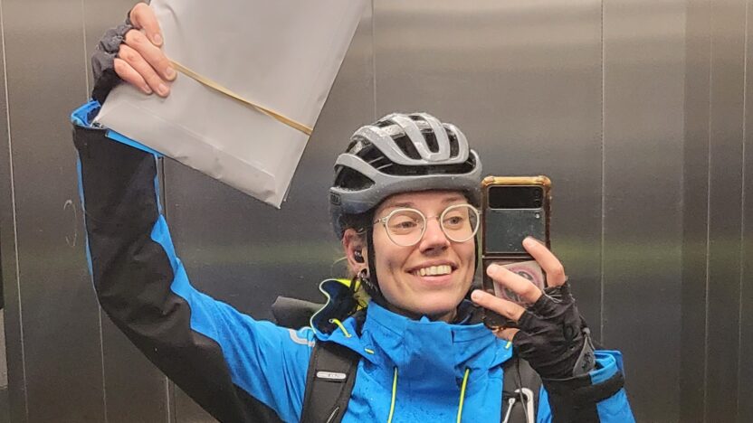 Fietskoerier Wendy lift 832x468 1