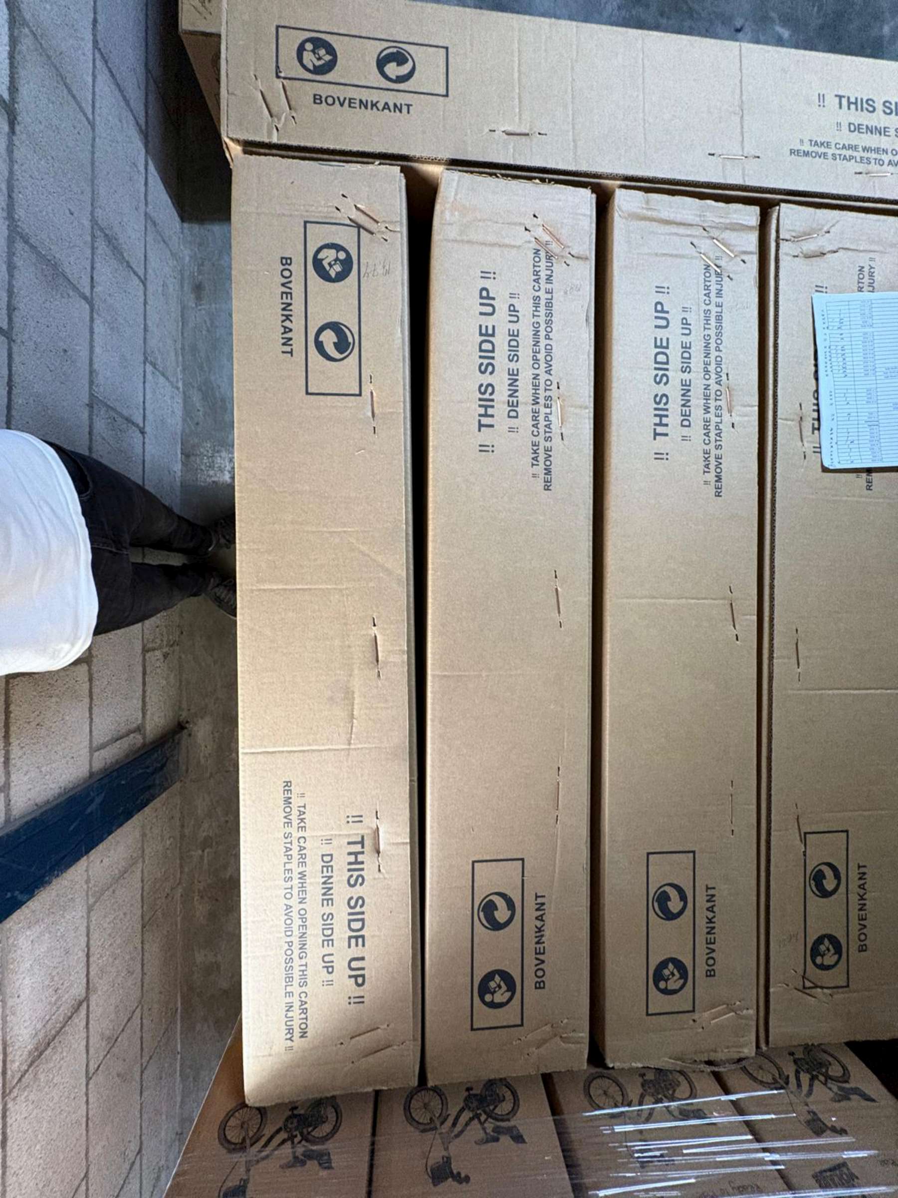 Volare Sportivo Kinderfiets - Jongens - 18 inch - Blauw Zwart - Twee Handremmen 12 Volare Sportivo Kinderfiets - Jongens - 18 inch - Blauw Zwart - Twee Handremmen - Afbeelding 12